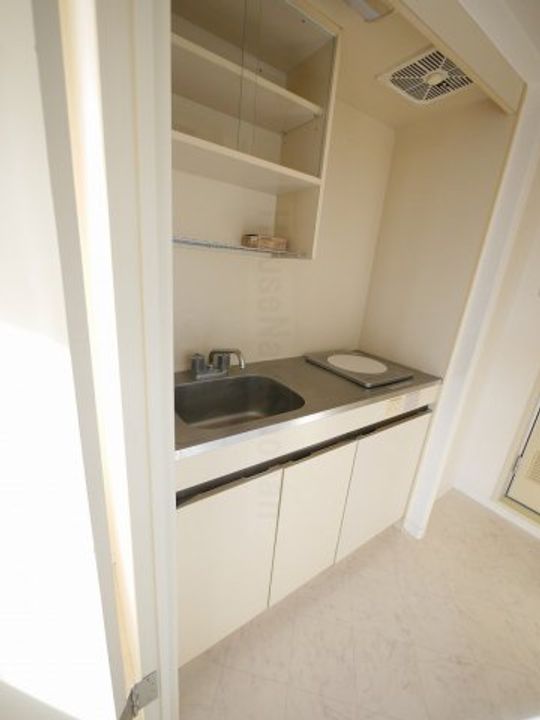 神奈川県藤沢市鵠沼海岸1(マンション)の賃貸物件のキッチン