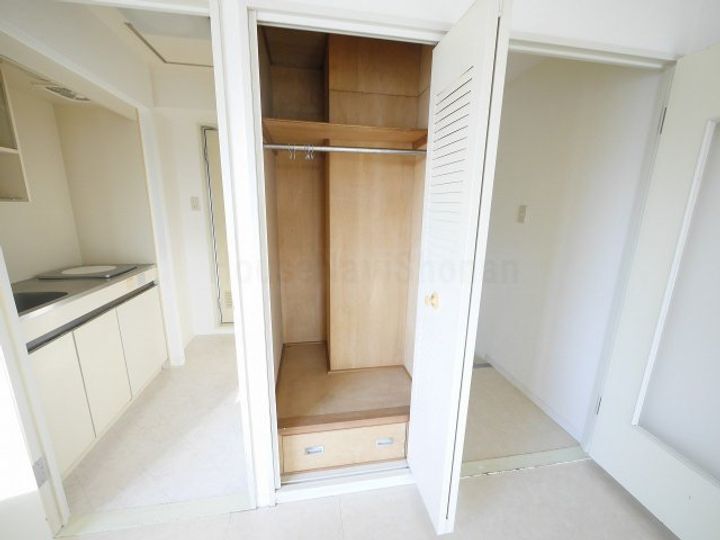 神奈川県藤沢市鵠沼海岸1(マンション)の賃貸物件の内装