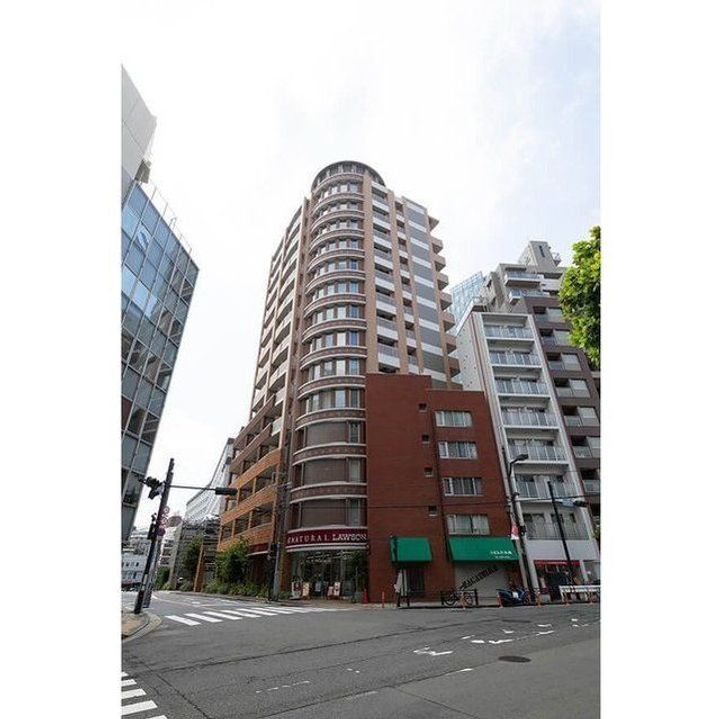 東京都港区赤坂9(マンション)の賃貸物件の外観