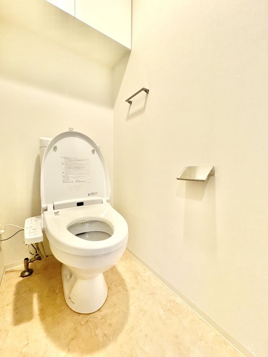 愛知県名古屋市昭和区鶴舞1の賃貸マンションの内装