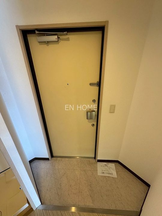 アンペルシュの玄関