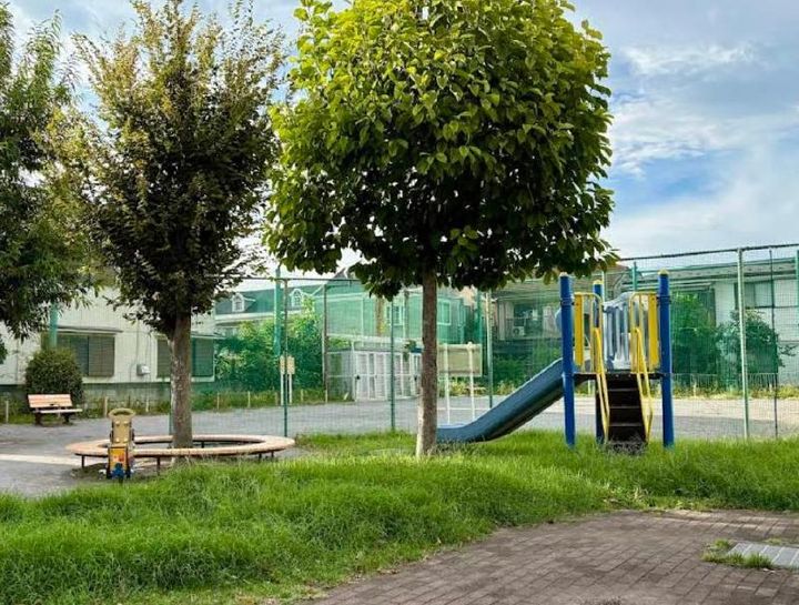 エレガンス幸田の周辺