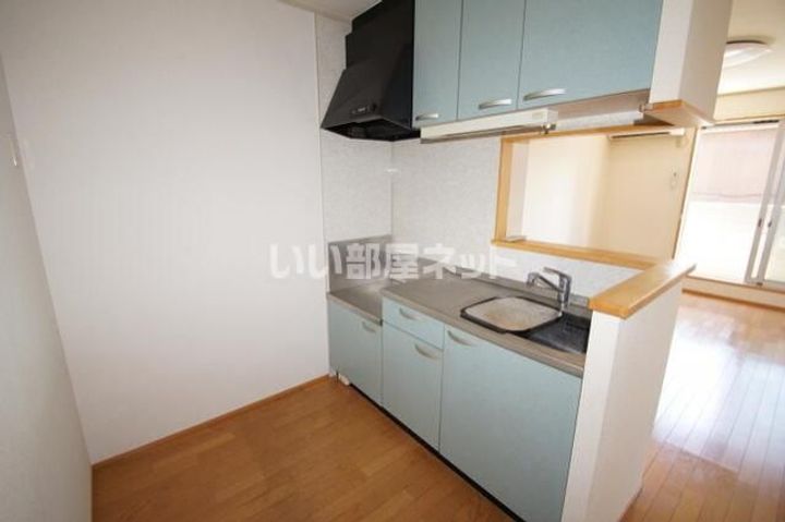 レトアエル田中のキッチン