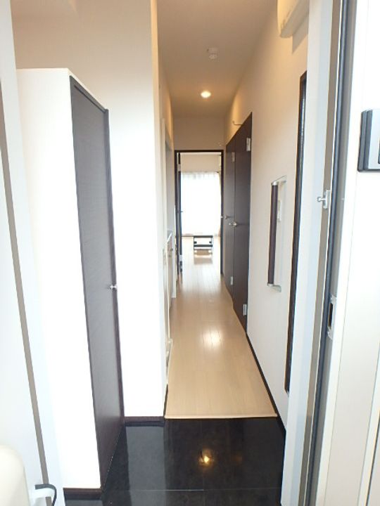 クレイノMIRAI(56138)の玄関