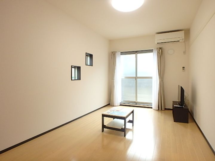 クレイノMIRAI(56138)の居間