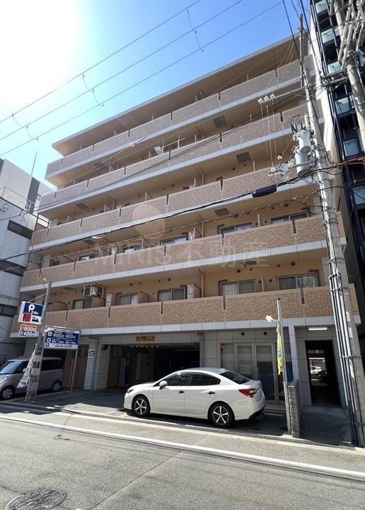 リバースクエア103の外観