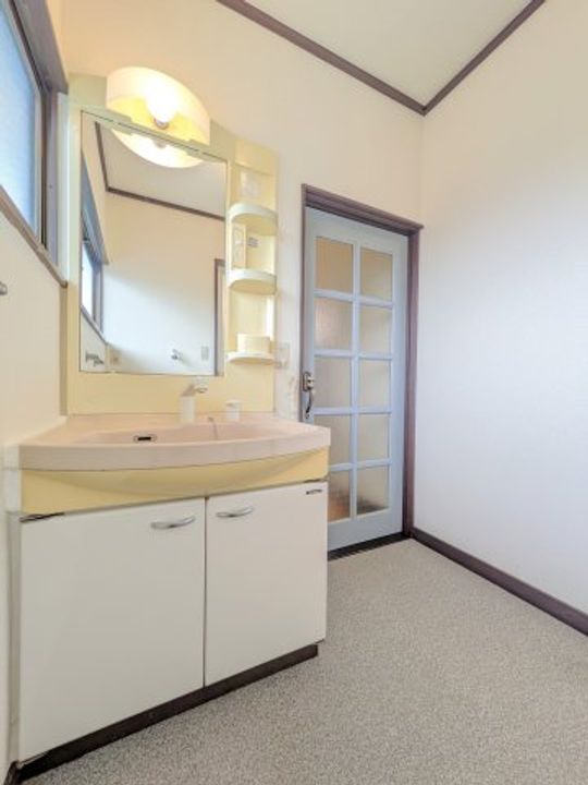 大堂ビルの内装