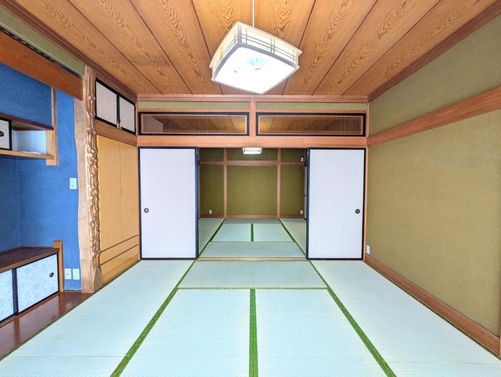 大堂ビルの内装