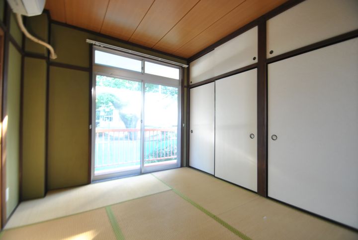 さくらコーポの居間