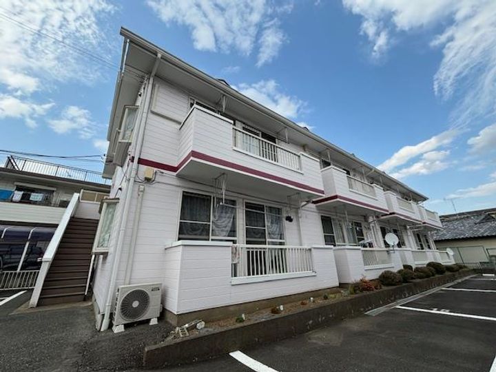 ジュネスオシダの外観