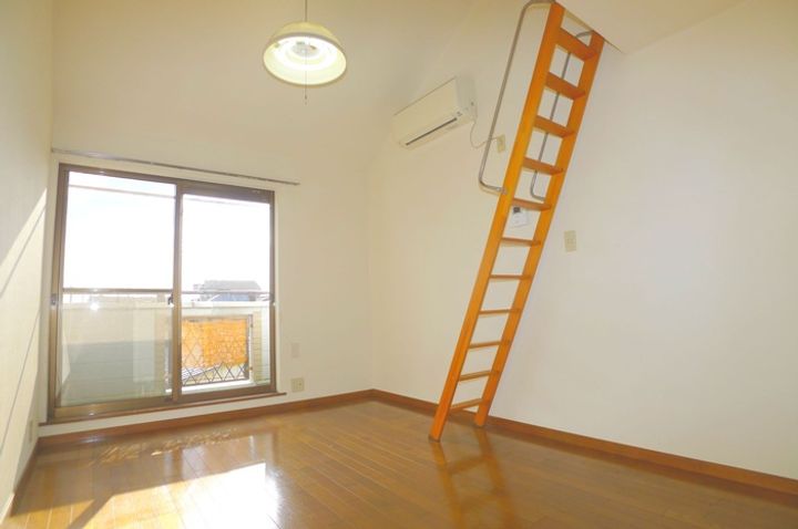 アデレ-ドフラッツのその他画像