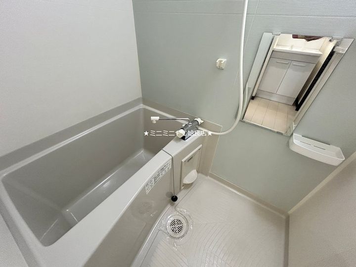 鹿児島県姶良市東餅田(アパート)の賃貸物件の風呂