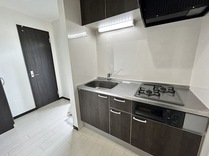 鹿児島県姶良市東餅田(アパート)の賃貸物件のキッチン