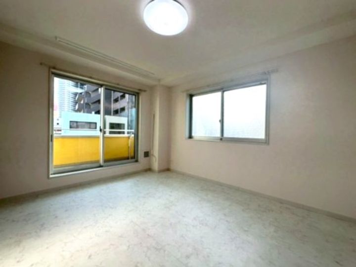 千葉県千葉市稲毛区小仲台6(マンション)の賃貸物件の居間