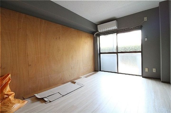 ウィンコーポ北野の居間