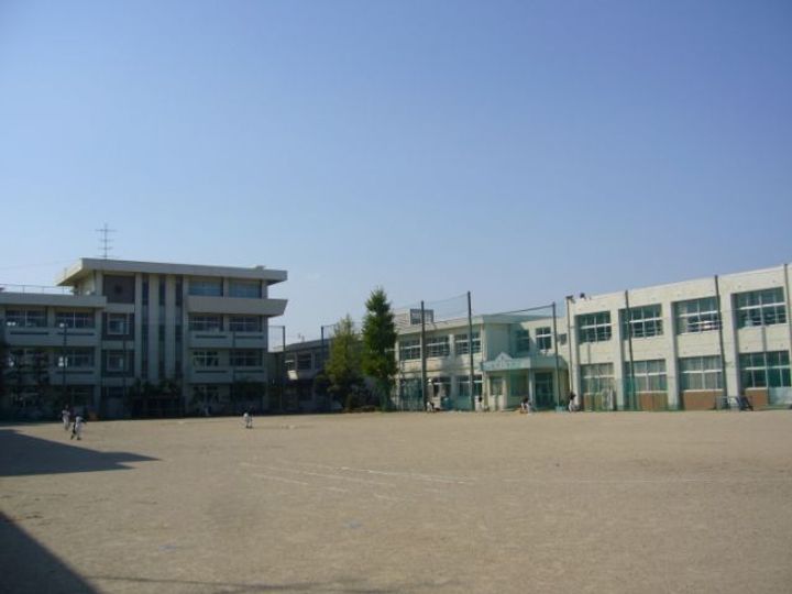 メゾンパティオの周辺