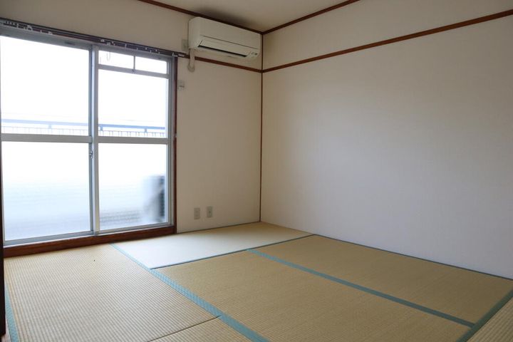 シルバーマンションの内装