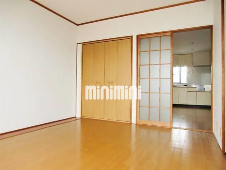 平野ハイツ Bの居間