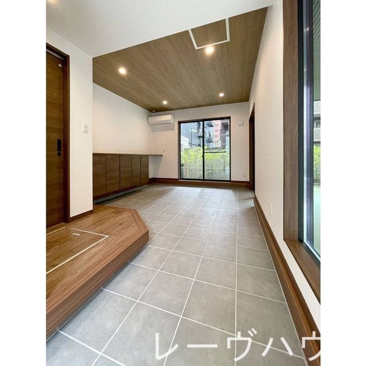 福岡県福岡市早良区室見5(一戸建)の賃貸物件の玄関