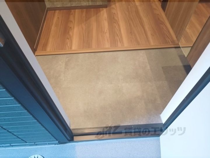 PalaisPoireB棟の玄関