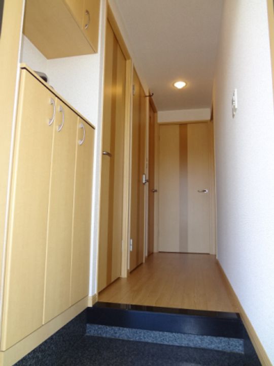クオリティパレスの玄関