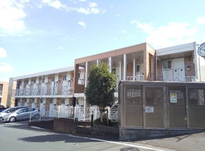 レオパレスSHIROYAMAIVの外観