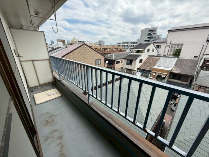 山口ビルの内装