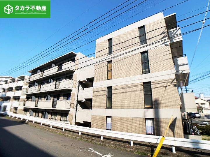 ハルマプラザの外観