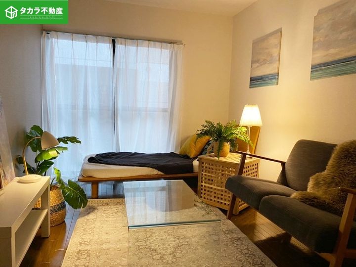 ハルマプラザの居間