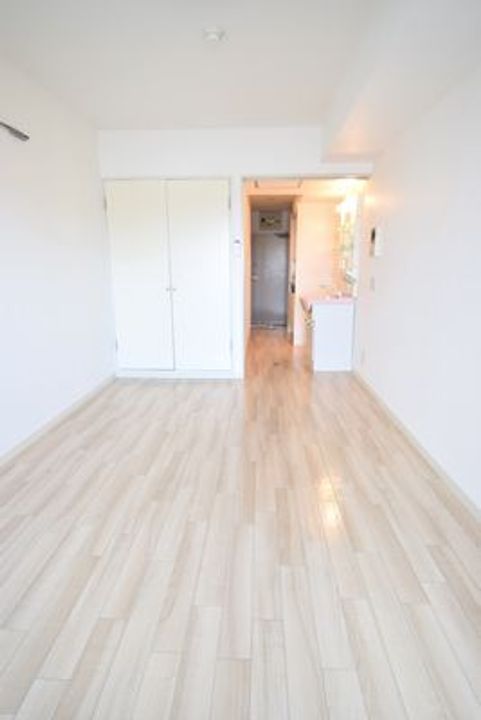 メゾン・ド・サクレの居間