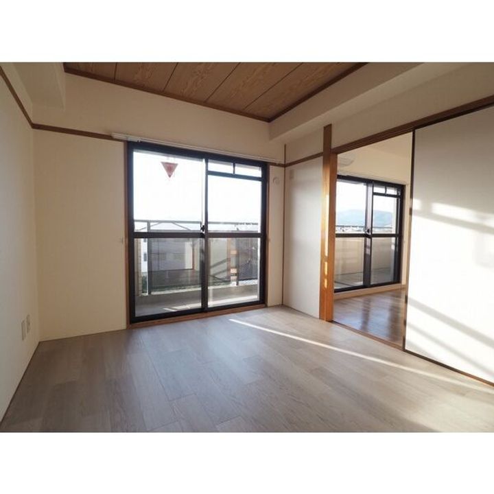 リバーサイド鎌倉の居間