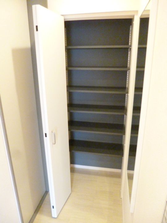 東京都大田区鵜の木1(マンション)の賃貸物件の玄関