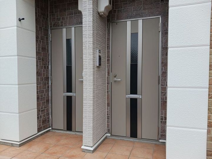 岐阜県岐阜市花沢町4(アパート)の賃貸物件の玄関