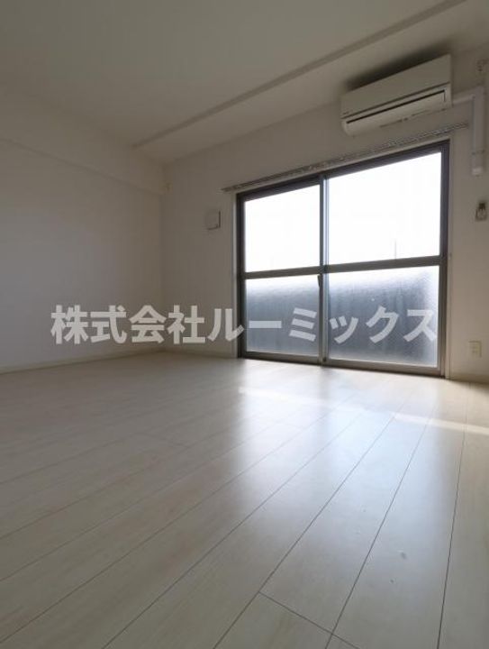 福岡県福岡市博多区東比恵3(マンション)の賃貸物件の居間