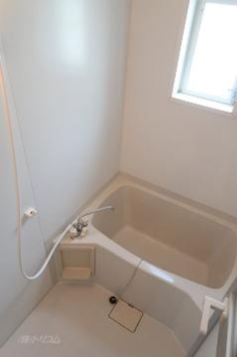 プリメーラ春日の風呂