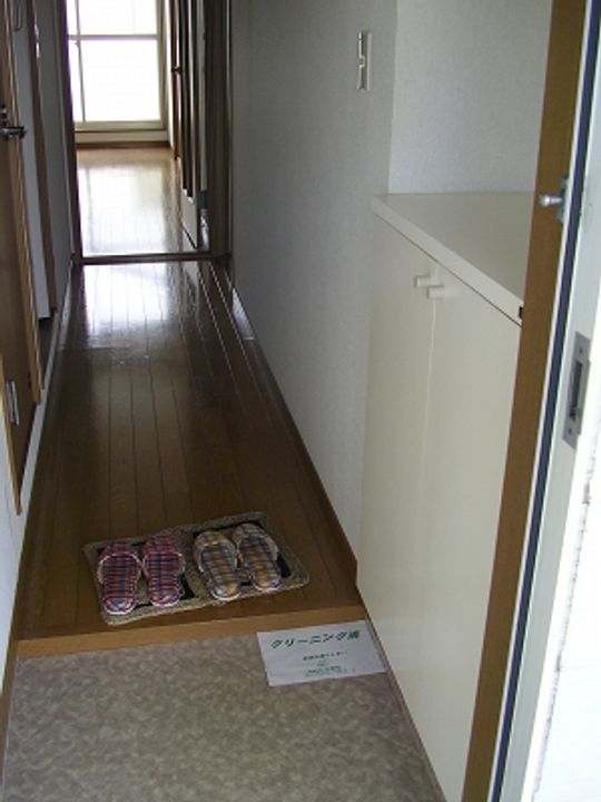 パセオジュネスの玄関
