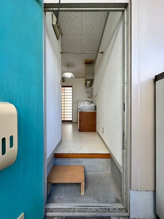 ハイツ菅の玄関