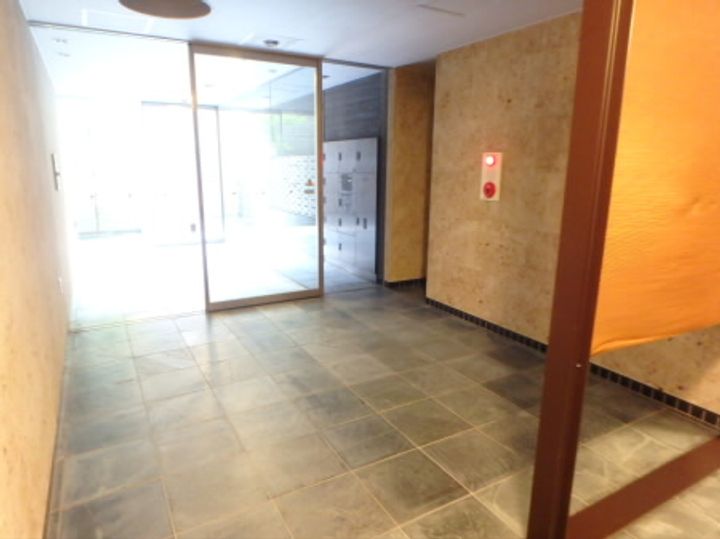 東京都調布市布田4(マンション)の賃貸物件の地図