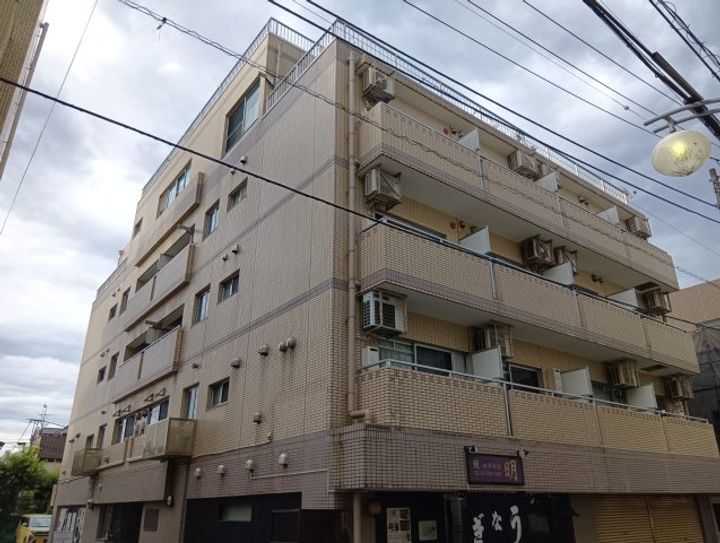 みのわアメージングマンションの外観