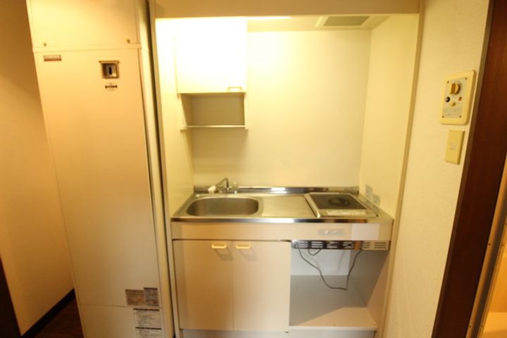 SAJA-Y2ndのキッチン