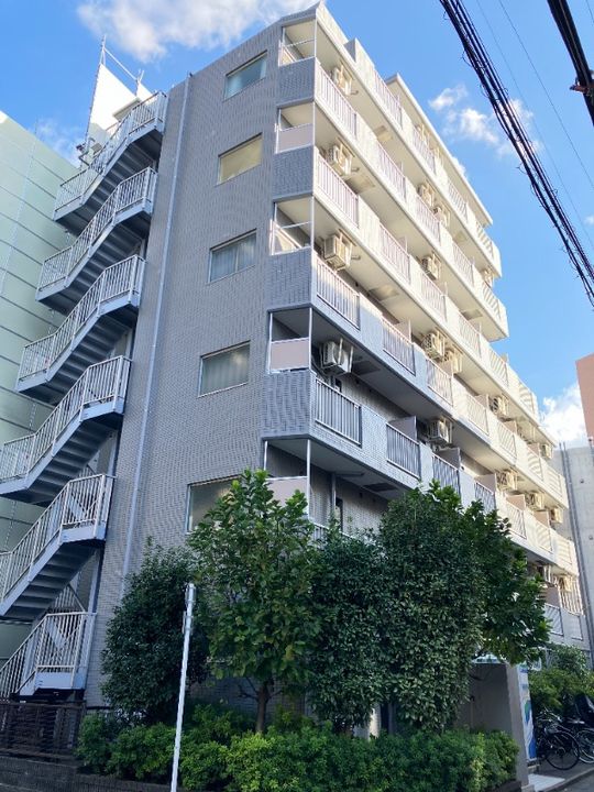 エヴェナール東中野の外観