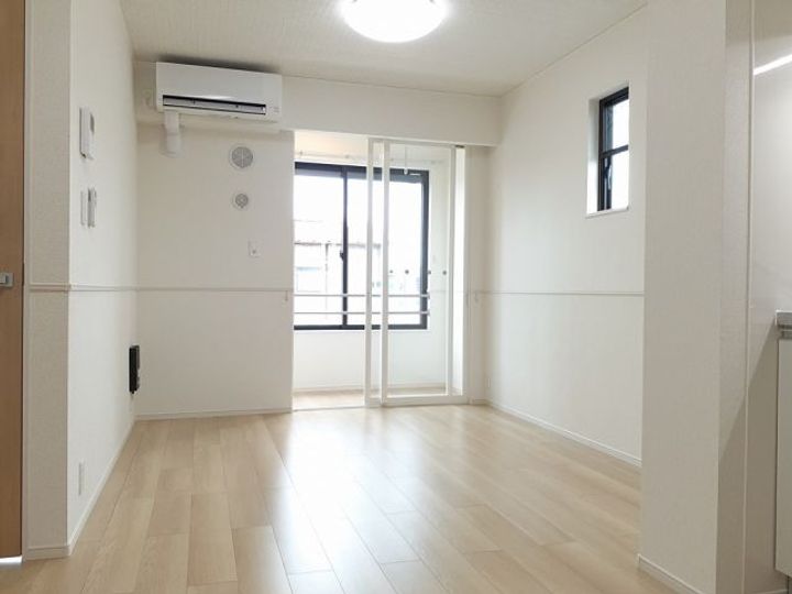 茨城県常陸大宮市栄町(アパート)の賃貸物件の居間