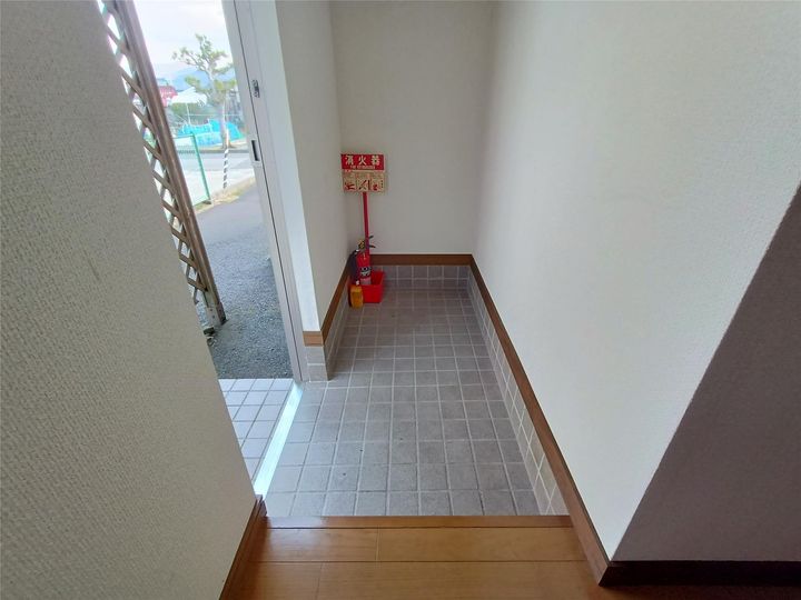 ヴィラSun Palaceの玄関