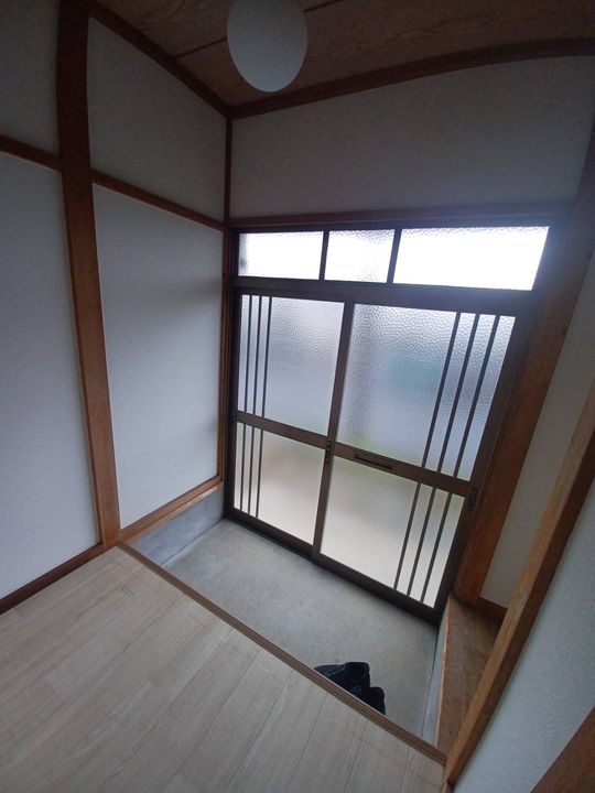 福島県いわき市錦町(一戸建)の賃貸物件の玄関