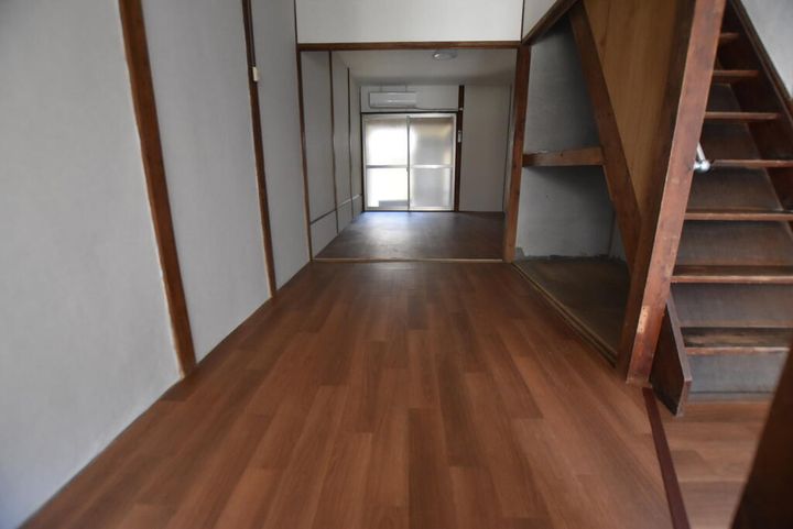 大阪府柏原市安堂町(一戸建)の賃貸物件の居間