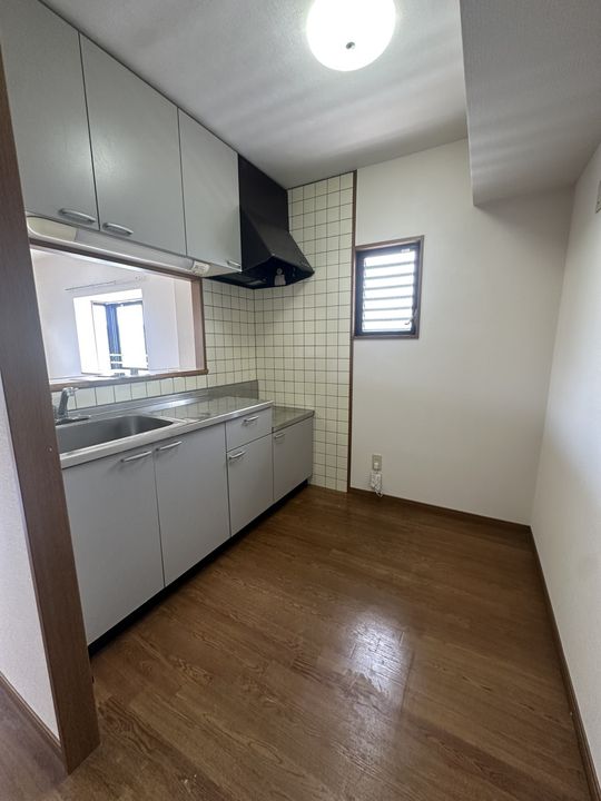 ヴェルドミール五和IIのキッチン