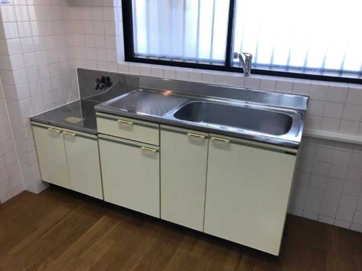 千葉県四街道市めいわ1(マンション)の賃貸物件のキッチン