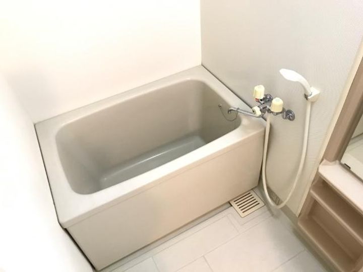 千葉県四街道市めいわ1(マンション)の賃貸物件の風呂
