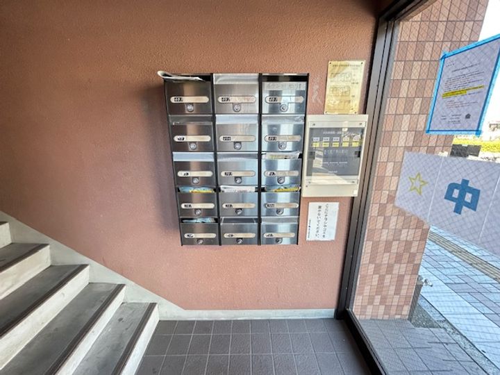 コーポアゼリアの地図