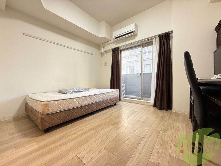 プレサンス新神戸駅前の居間